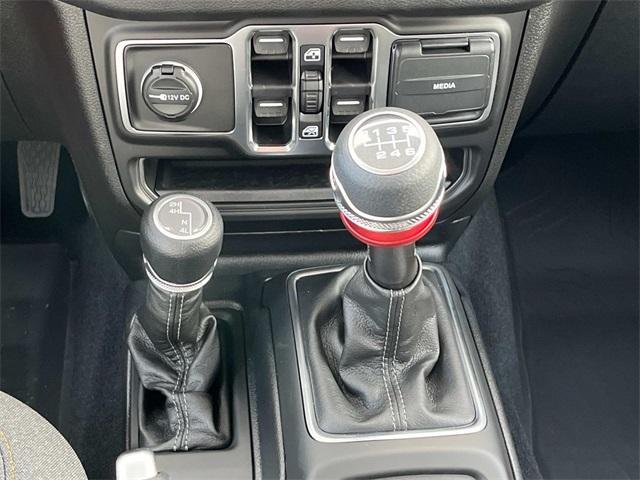 new 2025 Jeep Wrangler car, priced at $41,644