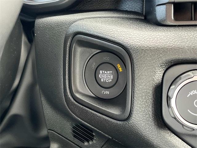 new 2025 Jeep Wrangler car, priced at $41,644