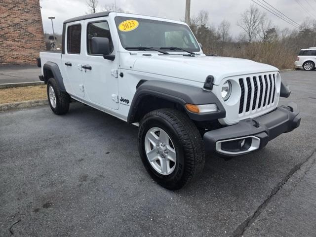 used 2023 Jeep Gladiator car, priced at $30,075