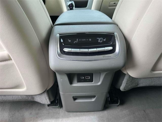 used 2023 Cadillac XT6 car, priced at $32,372