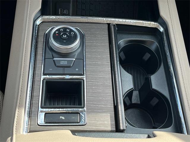 used 2023 Ford Expedition car, priced at $45,005
