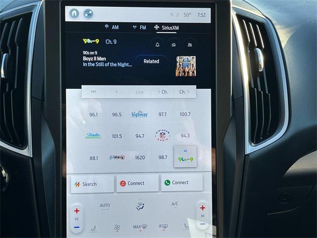 used 2024 Ford Edge car, priced at $26,148