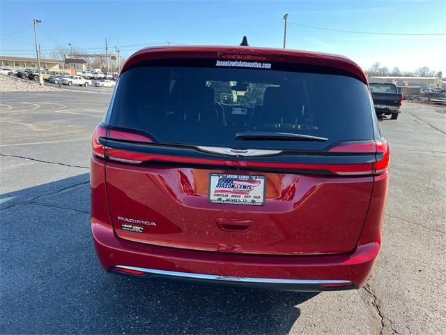 new 2025 Chrysler Pacifica car