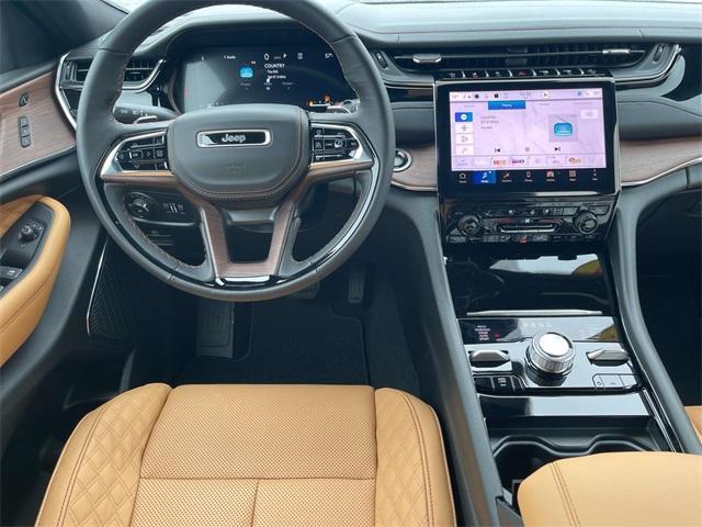 new 2025 Jeep Grand Cherokee car, priced at $62,715