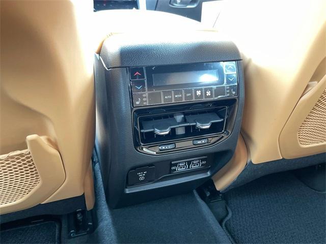 new 2025 Jeep Grand Cherokee car, priced at $62,715