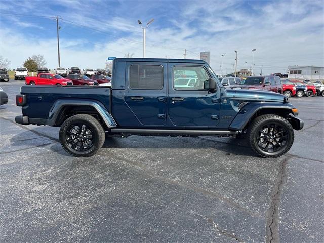 new 2025 Jeep Gladiator car, priced at $43,130