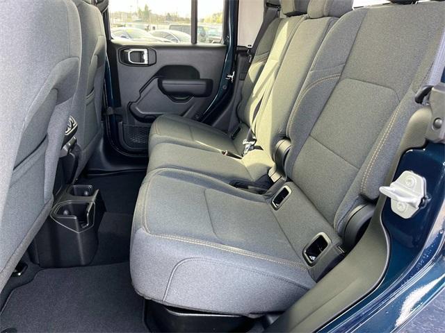 new 2025 Jeep Gladiator car, priced at $43,130