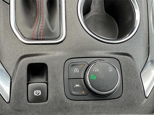 used 2023 Chevrolet Traverse car, priced at $41,900