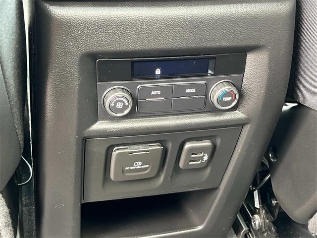 used 2023 Chevrolet Traverse car, priced at $41,900