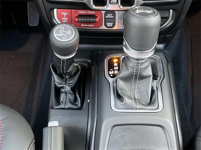 new 2025 Jeep Wrangler car