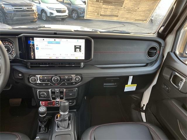 new 2025 Jeep Wrangler car