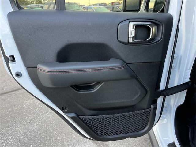 new 2025 Jeep Wrangler car