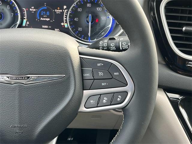 used 2023 Chrysler Pacifica car, priced at $25,080