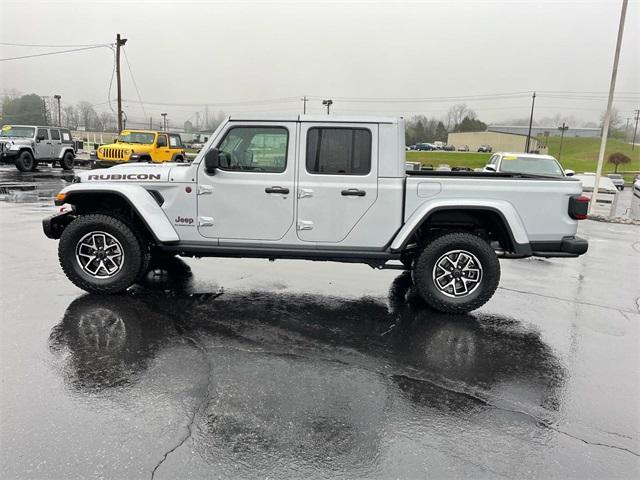 new 2024 Jeep Gladiator car, priced at $64,044