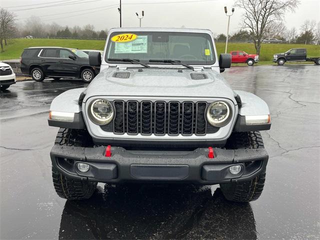 new 2024 Jeep Gladiator car, priced at $64,044