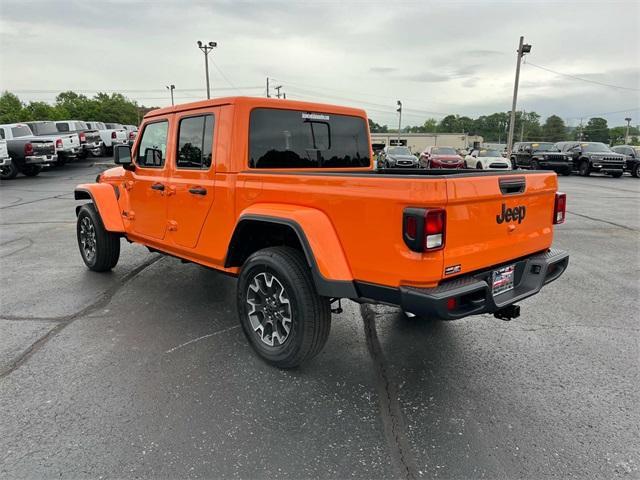 new 2025 Jeep Gladiator car, priced at $48,923