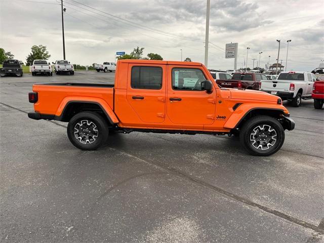 new 2025 Jeep Gladiator car, priced at $48,923