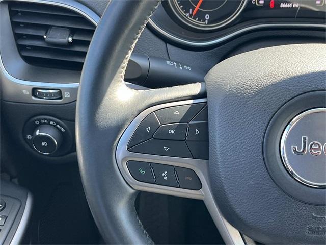used 2019 Jeep Cherokee car, priced at $14,670