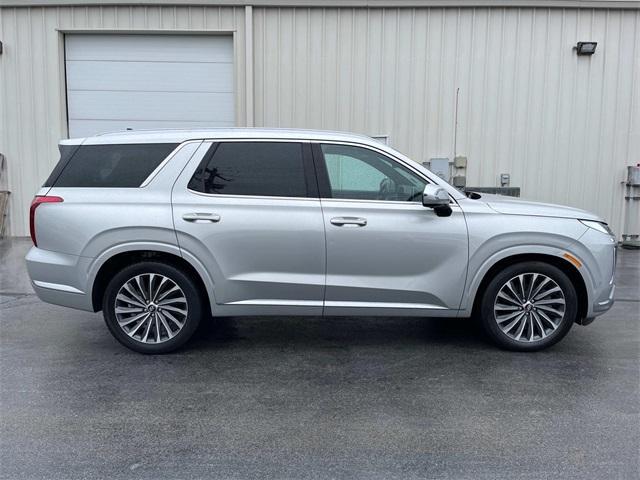 used 2024 Hyundai Palisade car, priced at $42,146