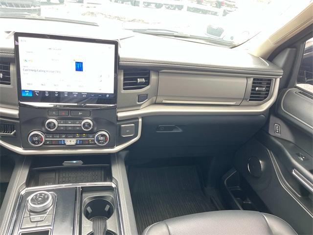 used 2024 Ford Expedition car, priced at $59,181