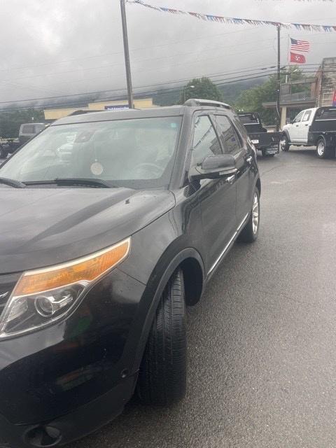 used 2015 Ford Explorer car, priced at $8,200