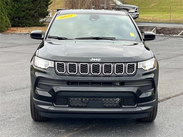 new 2025 Jeep Compass car