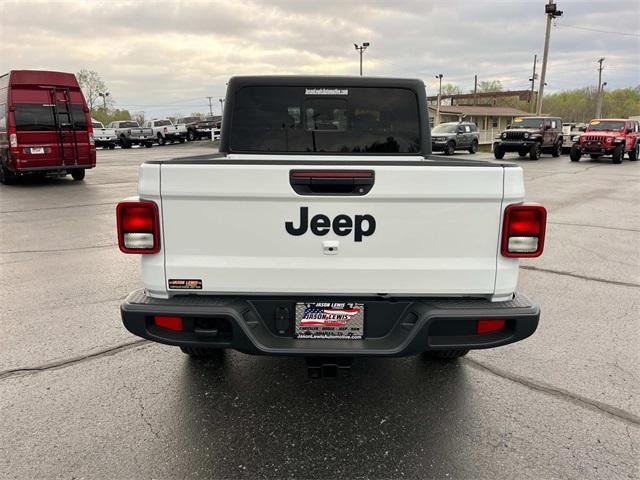 new 2025 Jeep Gladiator car, priced at $42,505