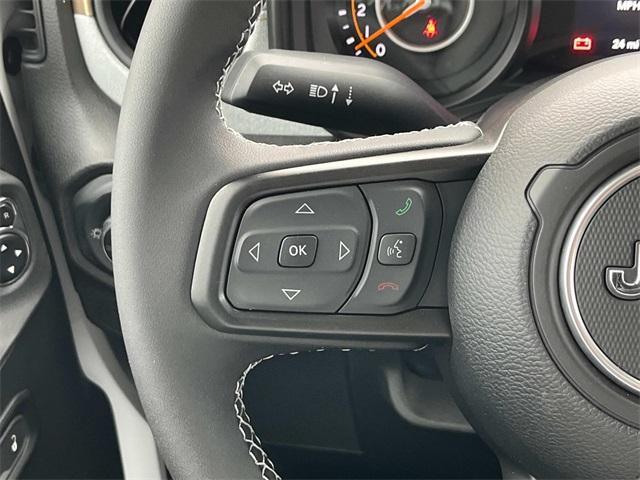 new 2025 Jeep Gladiator car, priced at $42,505
