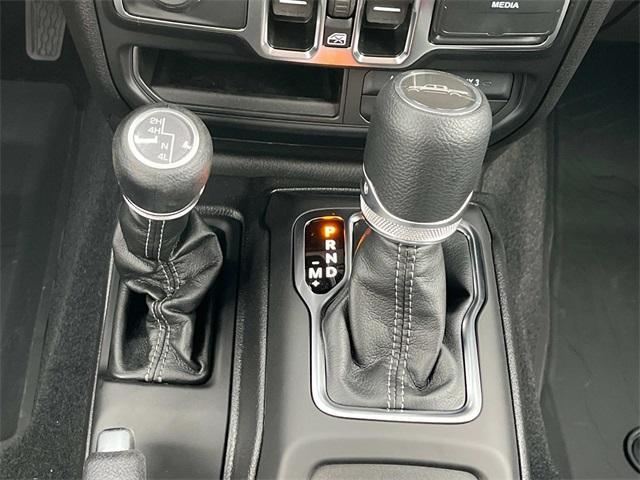 new 2025 Jeep Gladiator car, priced at $42,505