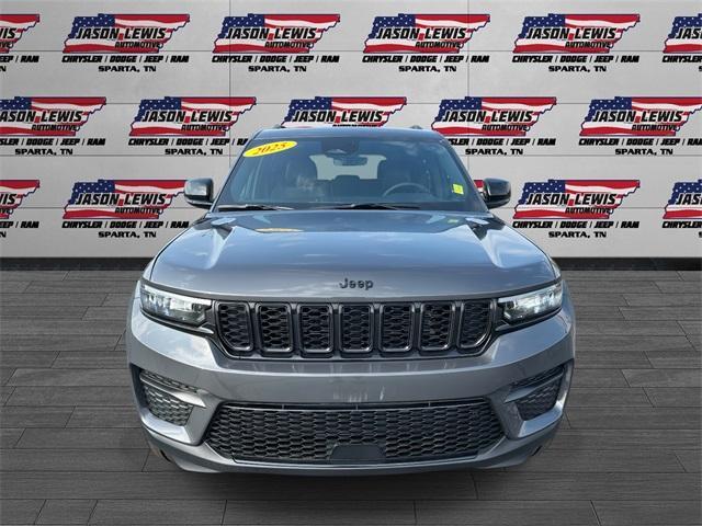 new 2025 Jeep Grand Cherokee car