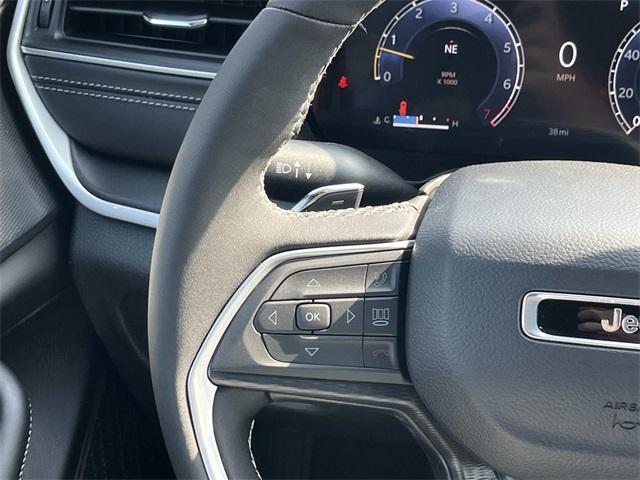 new 2025 Jeep Grand Cherokee car