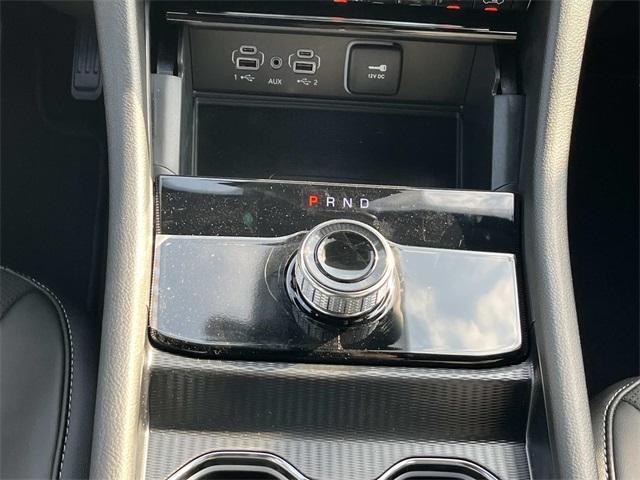 new 2025 Jeep Grand Cherokee car