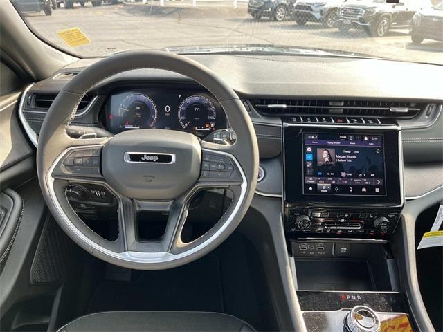 new 2025 Jeep Grand Cherokee car
