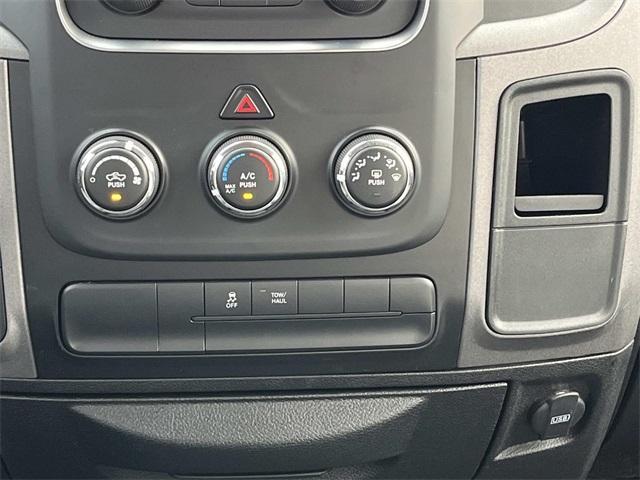 used 2019 Ram 1500 Classic car, priced at $22,918