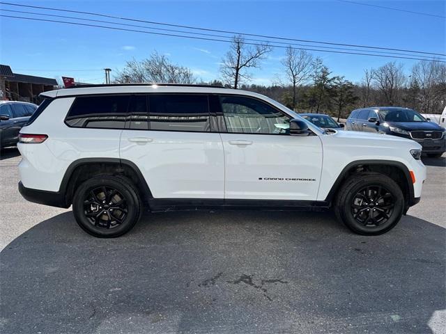 used 2024 Jeep Grand Cherokee L car, priced at $40,944