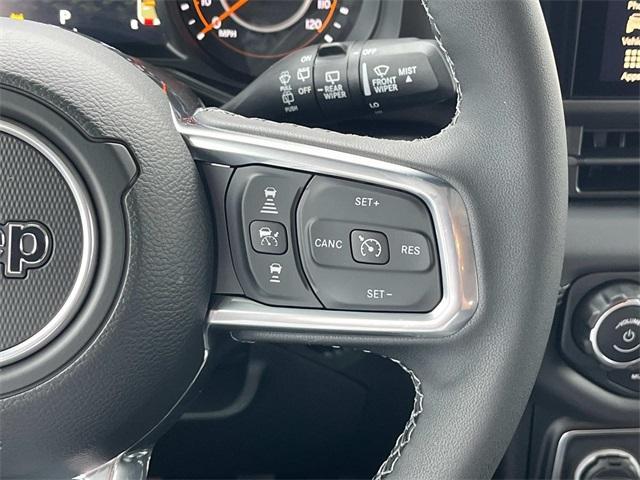 new 2025 Jeep Wrangler car, priced at $53,815