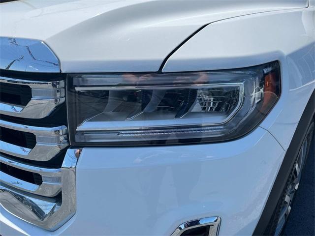 used 2023 GMC Acadia car, priced at $28,758
