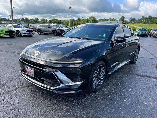 used 2025 Hyundai Sonata Hybrid car