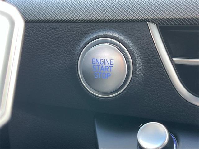 used 2025 Hyundai Sonata Hybrid car