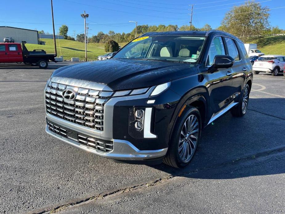 used 2024 Hyundai Palisade car, priced at $45,657