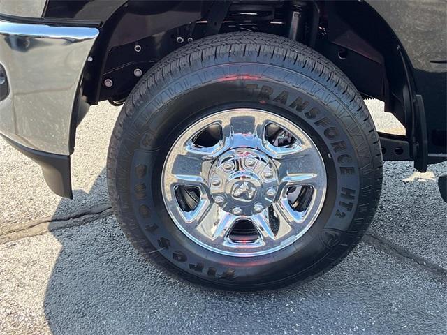 new 2025 Ram 2500 car, priced at $72,555