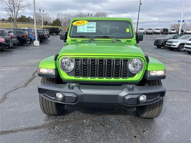 new 2025 Jeep Gladiator car