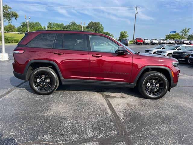 used 2024 Jeep Grand Cherokee car, priced at $40,170