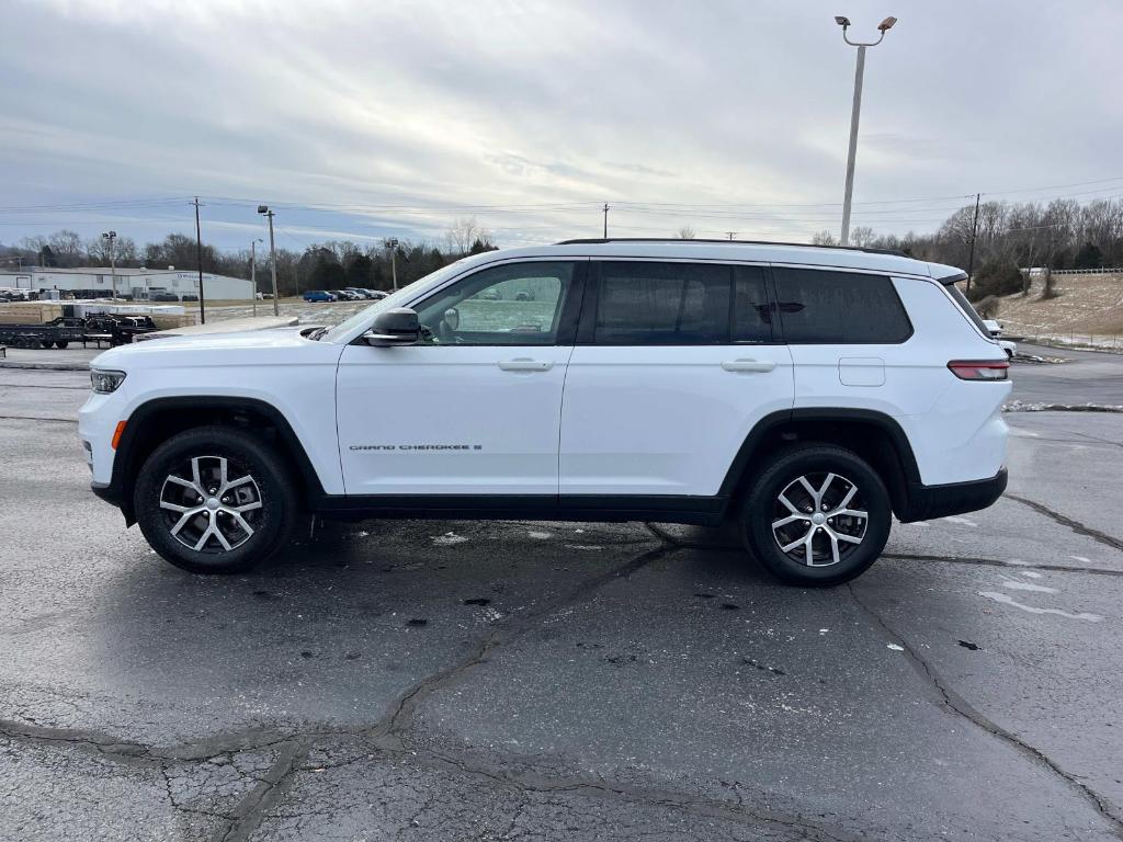 used 2024 Jeep Grand Cherokee L car, priced at $40,943