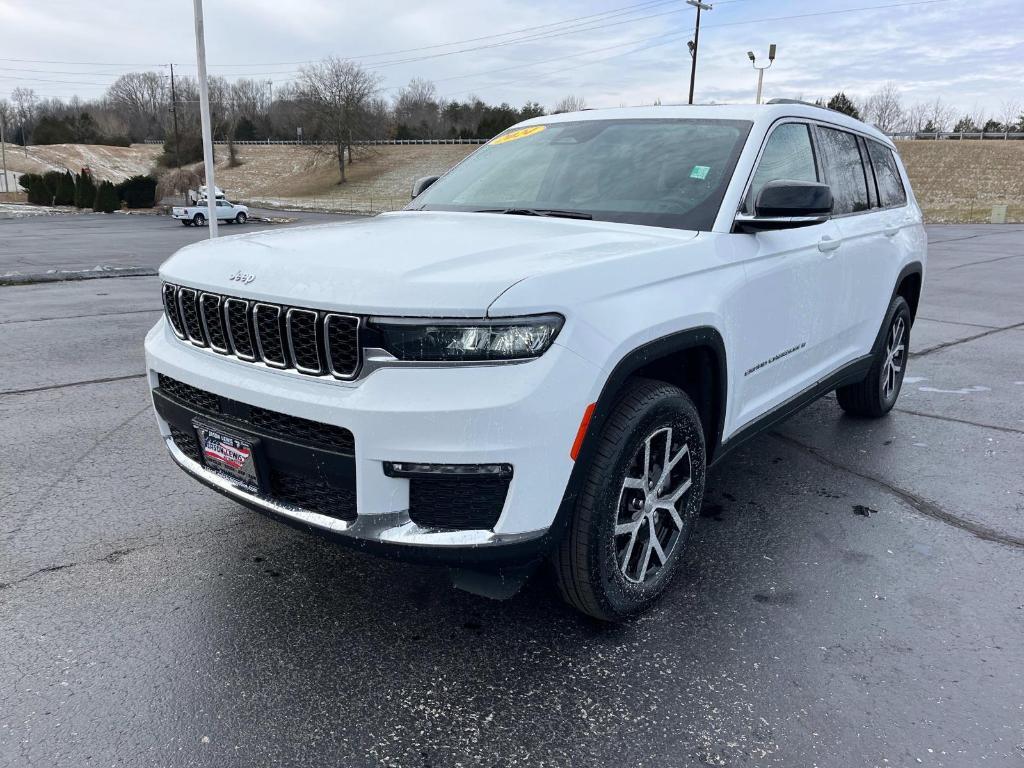 used 2024 Jeep Grand Cherokee L car, priced at $40,943