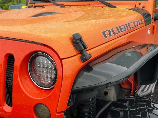 used 2015 Jeep Wrangler Unlimited car, priced at $22,576