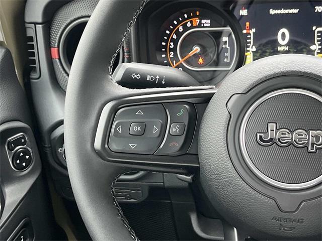 new 2025 Jeep Gladiator car, priced at $48,720