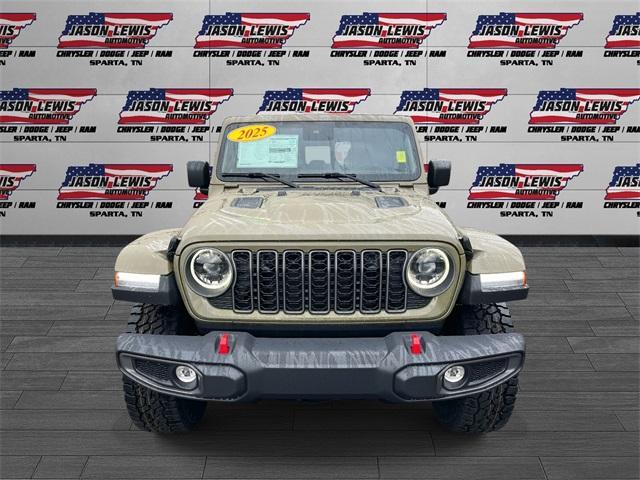 new 2025 Jeep Gladiator car, priced at $48,720
