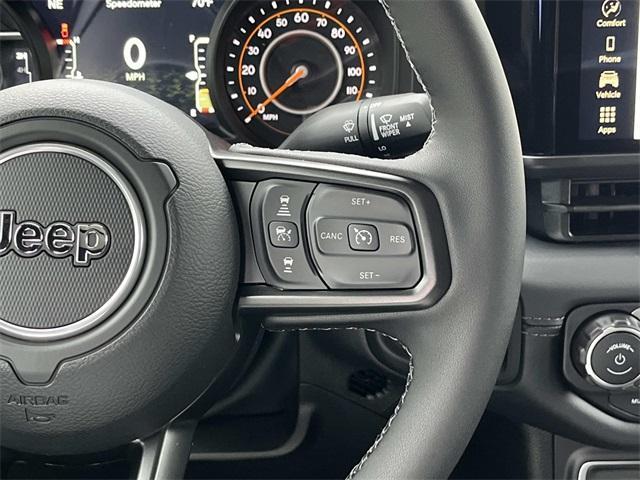 new 2025 Jeep Gladiator car, priced at $48,720