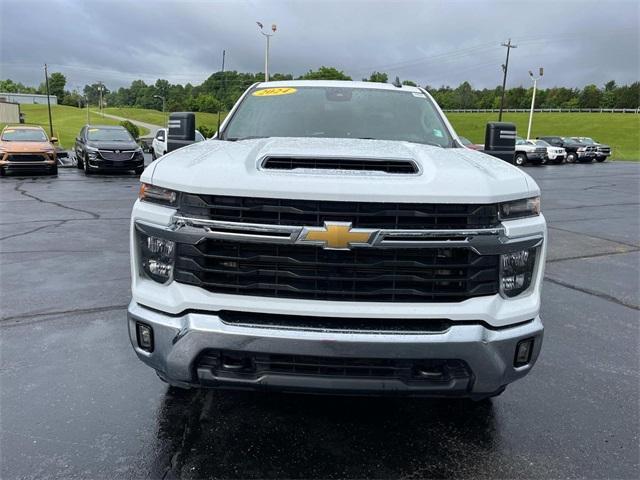 used 2024 Chevrolet Silverado 2500 car, priced at $56,917